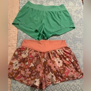 LOT of 2 Women’s LABJOY Green and AERIE Floral Athletic Shorts Sz L
